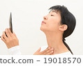 Women who care about their neck Women who care about their neck 19018570