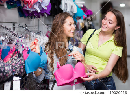 Woman buying brassiere 19020918