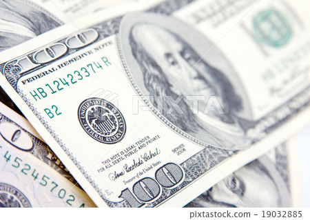 One hundred dollars banknotes One hundred dollars banknotes 19032885