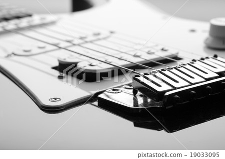 Electric guitar Electric guitar 19033095