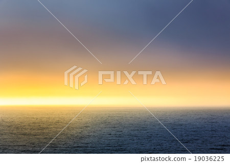 Sunset on the sea Sunset on the sea 19036225