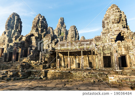 Temple in Angkor Thom, Cambodia Temple in Angkor Thom, Cambodia 19036484