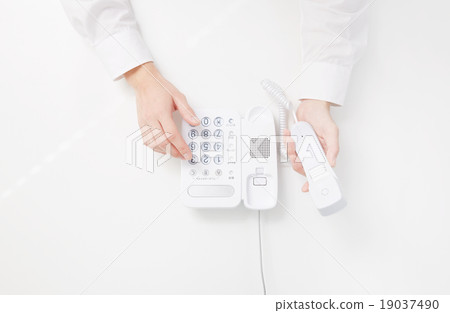 業務場景身體部位放置電話 19037490