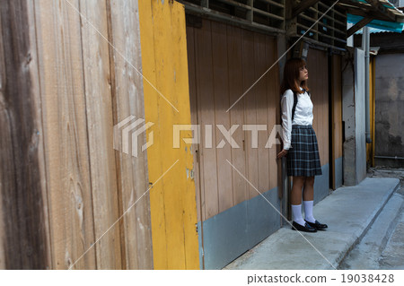 女學生肖像 19038428