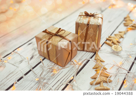 Christmas presents boxes 19044388