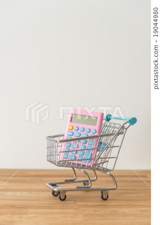 Shopping cart and calculator 19044980