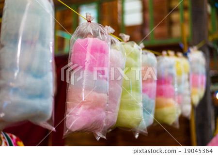 cotton candy in rainbow colours 19045364