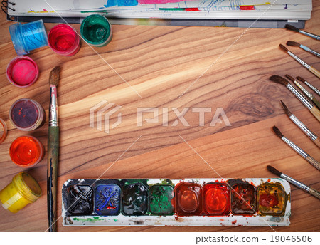 watercolor paints and brushes watercolor paints and brushes 19046506