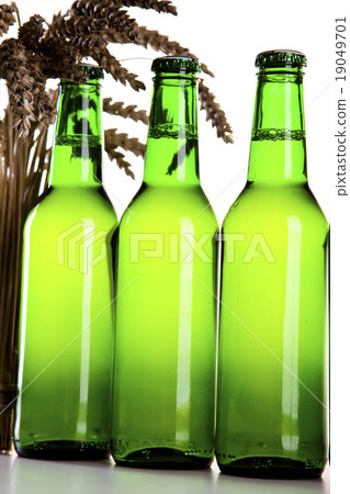 Beer collection, bright vibrant alcohol theme Beer collection, bright vibrant alcohol theme 19049701