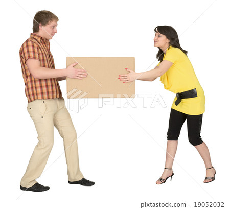 Guy and the girl divide big box Guy and the girl divide big box 19052032
