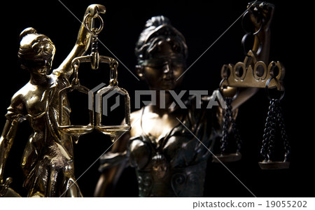 Statue of lady justice, Law concept Statue of lady justice, Law concept 19055202