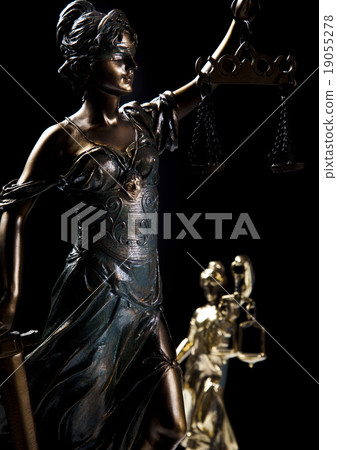 Statue of lady justice, Law concept 19055278