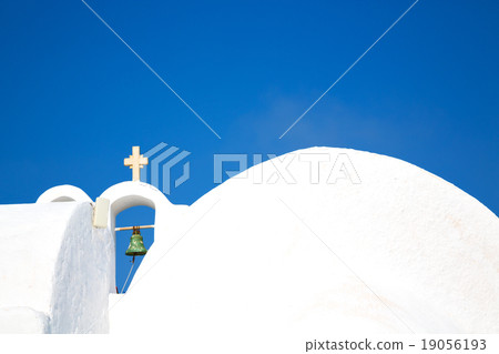cross  in santorini greece old construction  19056193