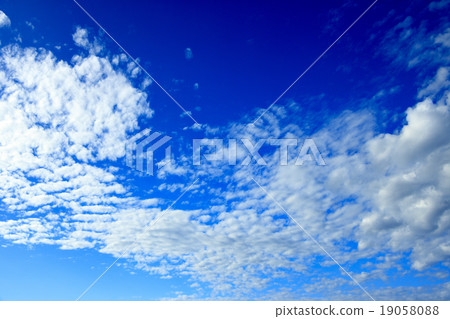 藍天 藍天 19058088