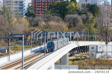 仙台市·仙台市地鐵東西線新車輛和建築街 仙台市·仙台市地鐵東西線新車輛和建築街 19059134