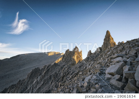 Landscape in the Sierra Nevada Mountains Landscape in the Sierra Nevada Mountains 19061634