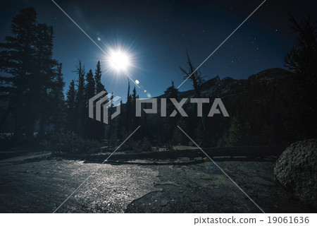 Landscape in the Sierra Nevada Mountains 19061636