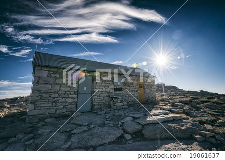 Landscape in the Sierra Nevada Mountains 19061637
