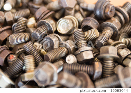 old screw Hexagon and spring washer old screw Hexagon and spring washer 19065044