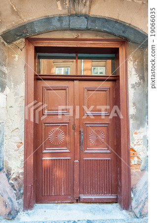 Old door in the city of Lviv Old door in the city of Lviv 19066035