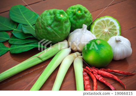 Spicy food ingredient on wood. ( tom yum ) 19066815