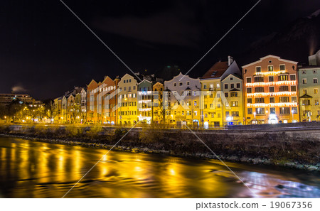 The embankment of Innsbruck at night - Austria 19067356
