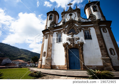 View of the Igreja de Sao Francisco de Assis 19072905
