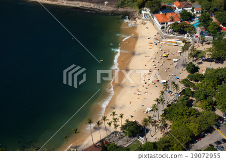Aerial view of Urca beach and neighborhood homes 19072955