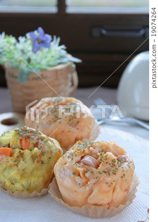 饅頭配小菜 饅頭配小菜 19074264