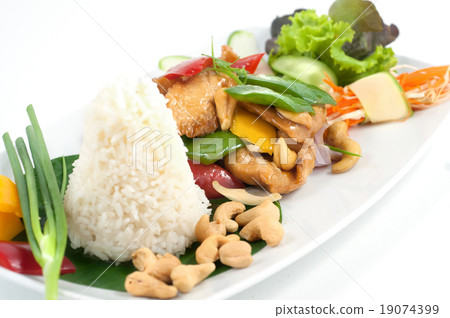 Fried chicken with cashew nuts and paprica Fried chicken with cashew nuts and paprica 19074399