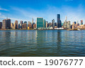 Midtown Manhattan skyline, New York City. USA. 19076777