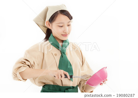 Cute patissier 19080287