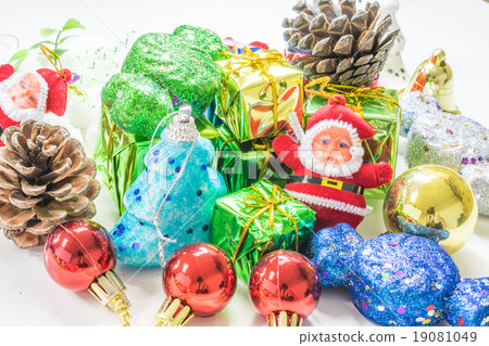 christmas eve. 19081049