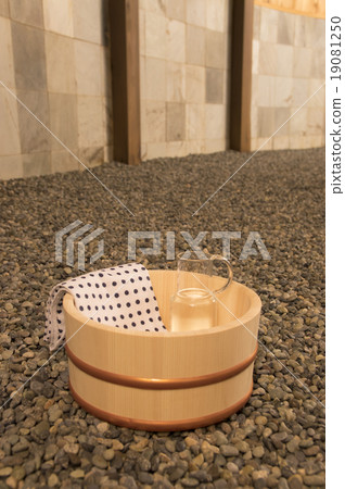 Rock board bath image 19081250