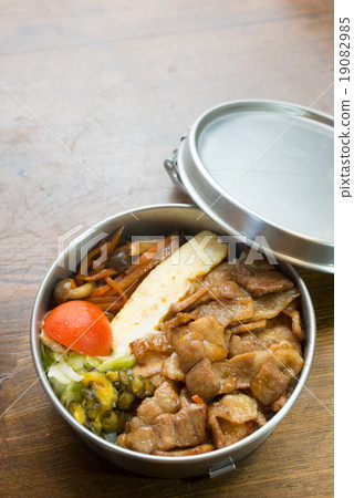 Japanese barbeque lunch box Japanese barbeque lunch box 19082985