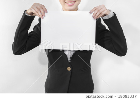 Attractive asian business women is presenting Attractive asian business women is presenting 19083337