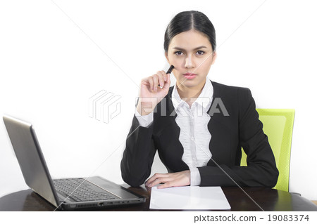 Attractive asian business women who thinking Attractive asian business women who thinking 19083374
