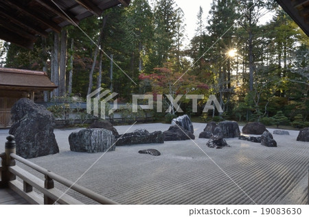 Konoyama Kanaganeji Temple Yongryang Garden 19083630