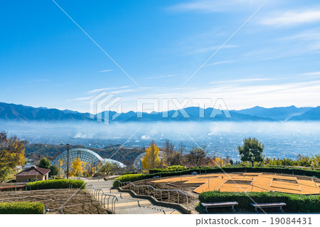 [Yamanashi Prefecture] Fuefuki River Fruit Park and Kofu Basin of Asagiri 19084431