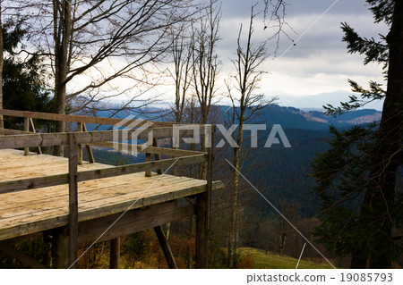 The observation platform in the mountains The observation platform in the mountains 19085793
