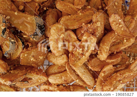 deep fried sliced banana deep fried sliced banana 19085827