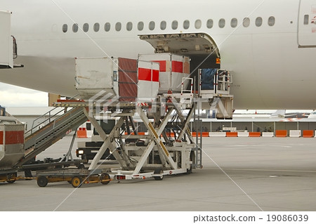 Aircraft Ground Handling 19086039