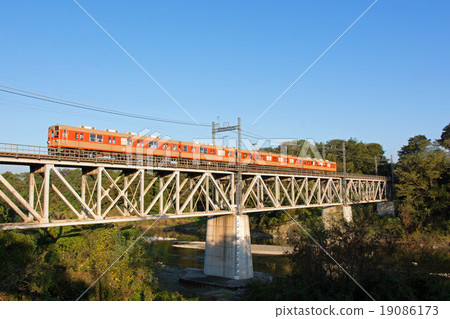 Electric train Electric train 19086173