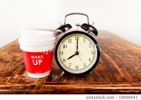 Alarm clock and coffee cup, Eight o'clock  19086641