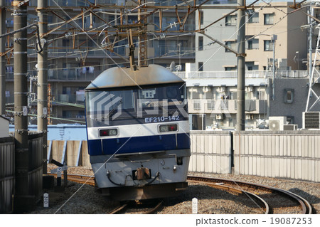 Freight train EF 210 single machine Hatchoba Station Freight train EF 210 single machine Hatchoba Station 19087253