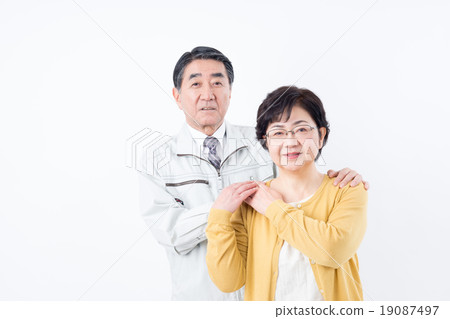 Senior couple 19087497