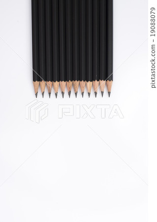 pencil 19088079