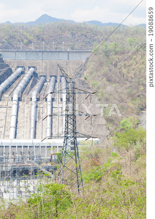 Electricity pylons and power plant Electricity pylons and power plant 19088659