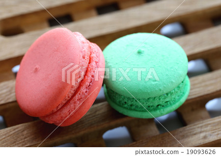 Macaroons. 19093626