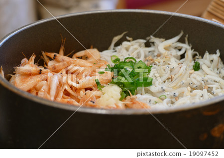 Boiled rice 19097452